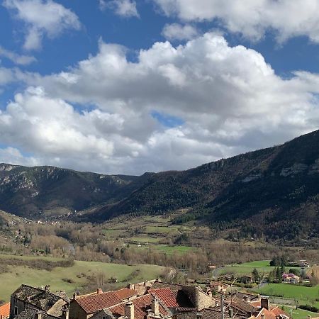 הוילה Mostuéjouls Gite L'Oustal De La Fontaine Grand Causses Et Gorges Du Tarn מראה חיצוני תמונה