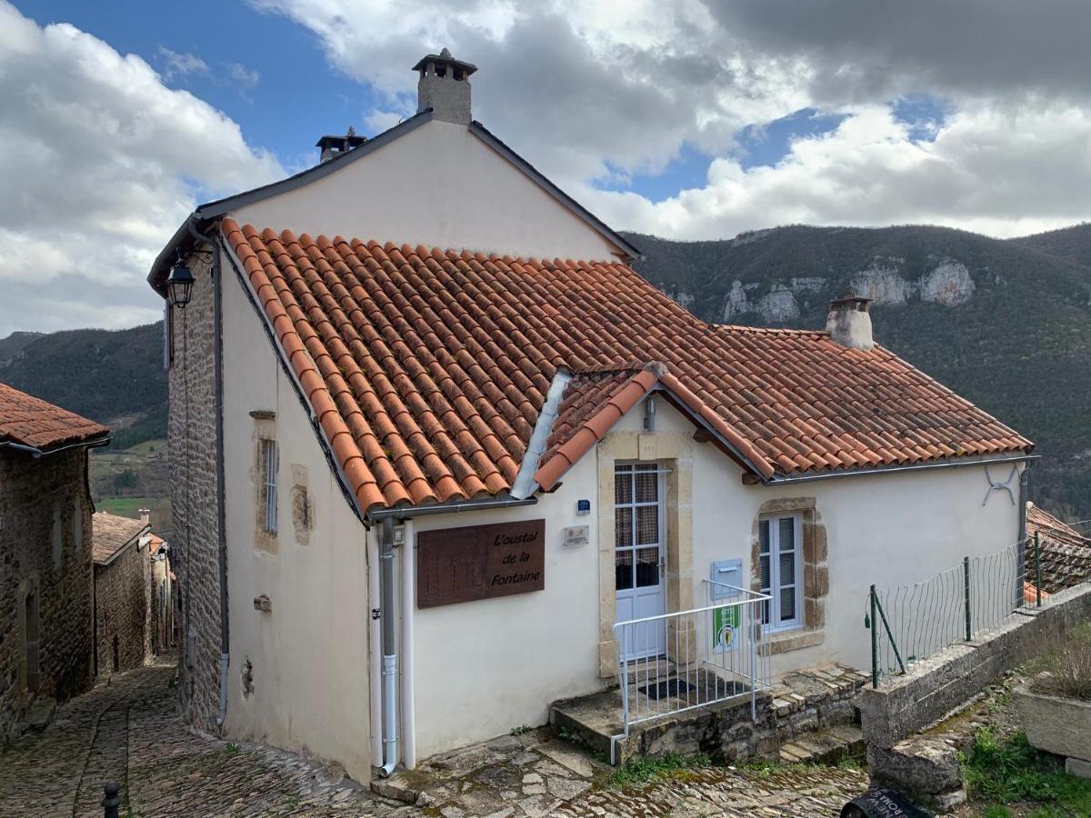 הוילה Mostuéjouls Gite L'Oustal De La Fontaine Grand Causses Et Gorges Du Tarn מראה חיצוני תמונה