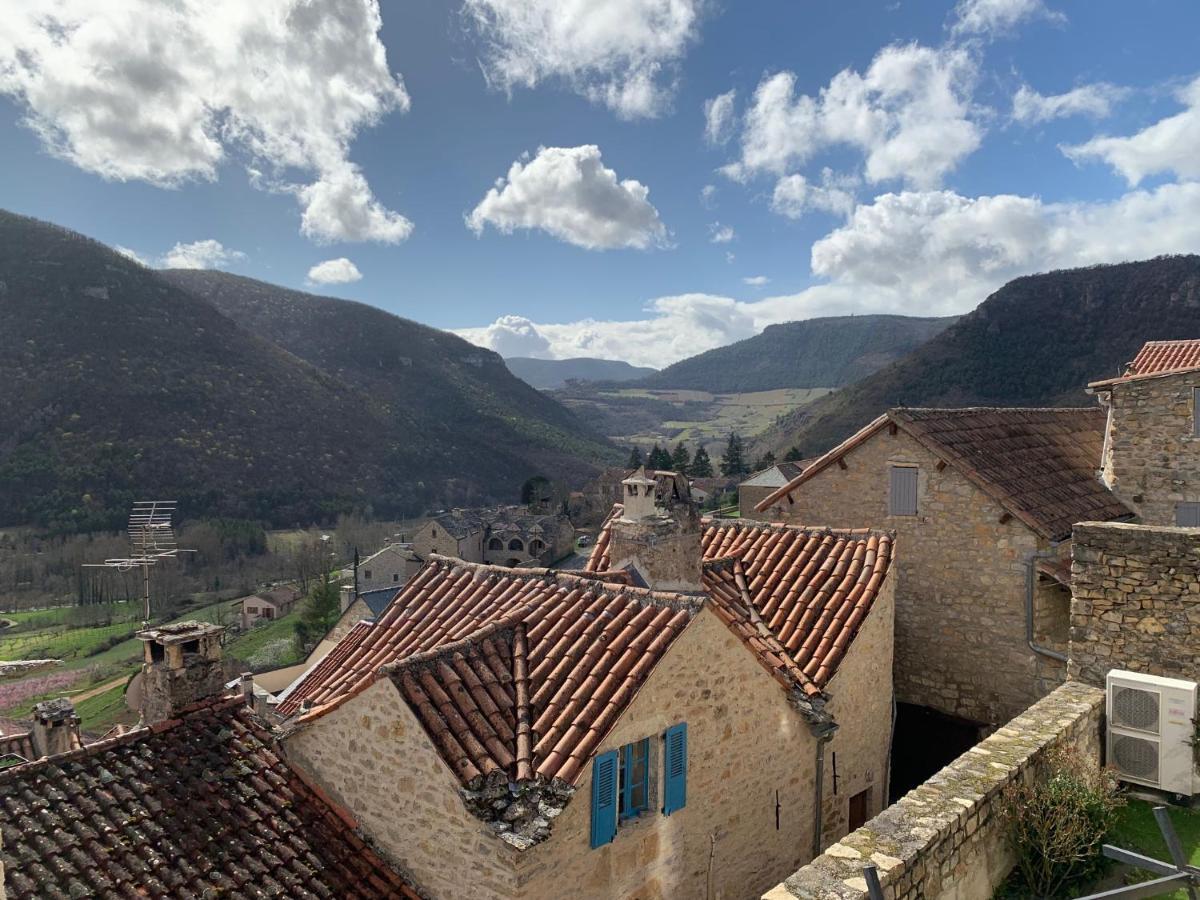 הוילה Mostuéjouls Gite L'Oustal De La Fontaine Grand Causses Et Gorges Du Tarn מראה חיצוני תמונה